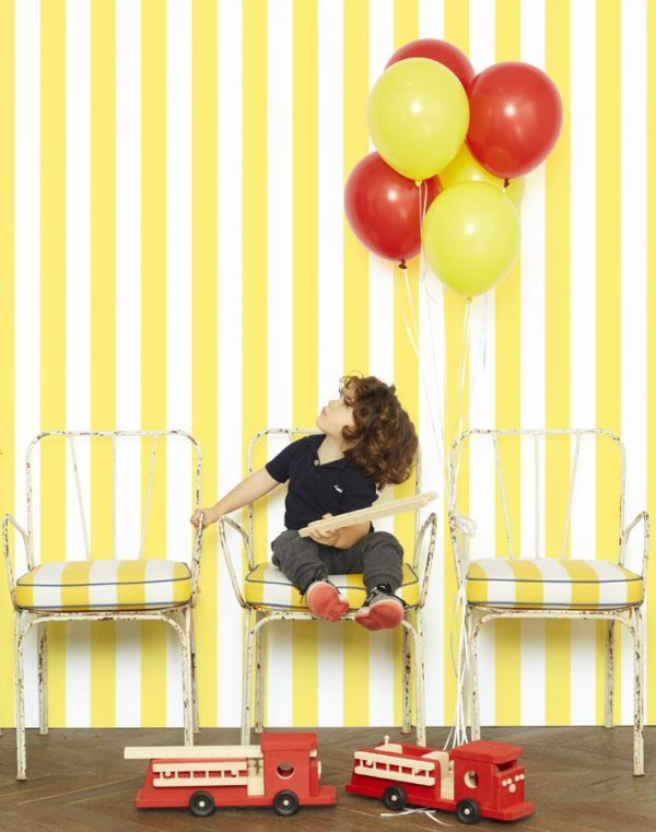 Candy Stripe  Wallpaper by Wallshoppe - Lemon Online