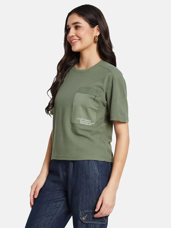 Mettle Women Solid Round Neck Pocket T-Shirt For Discount