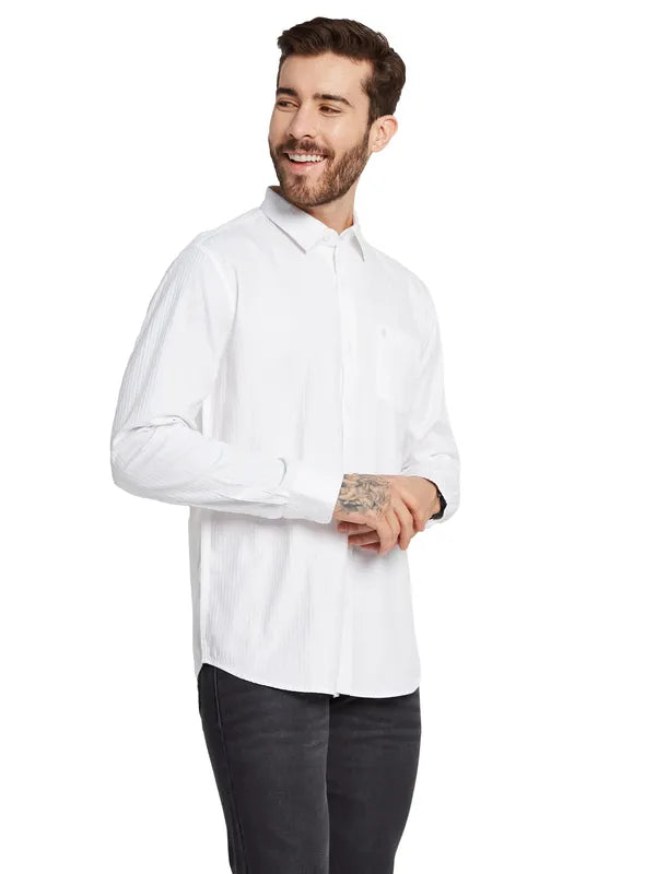 Mettle Men Textured Spread Collar Pocket Casual Shirt Fashion