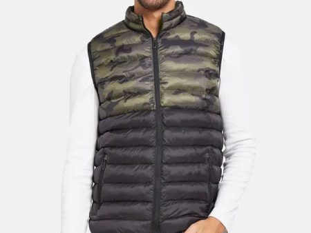 Mettle Men Olive Green Camouflage Woven Jacket For Sale